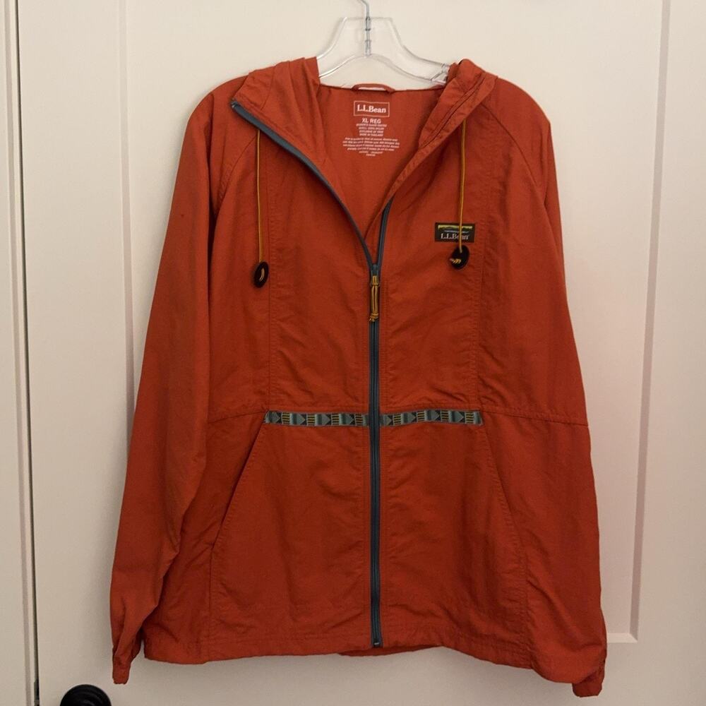 L.L. Bean Jacket sz XL Orange Nylon Hooded Windbreaker Full Zip Pockets Gorp